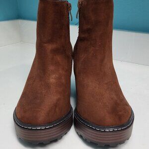 Torrid Brown Suede Platform Heel Zip Bootie Sz 8 Wide Width
